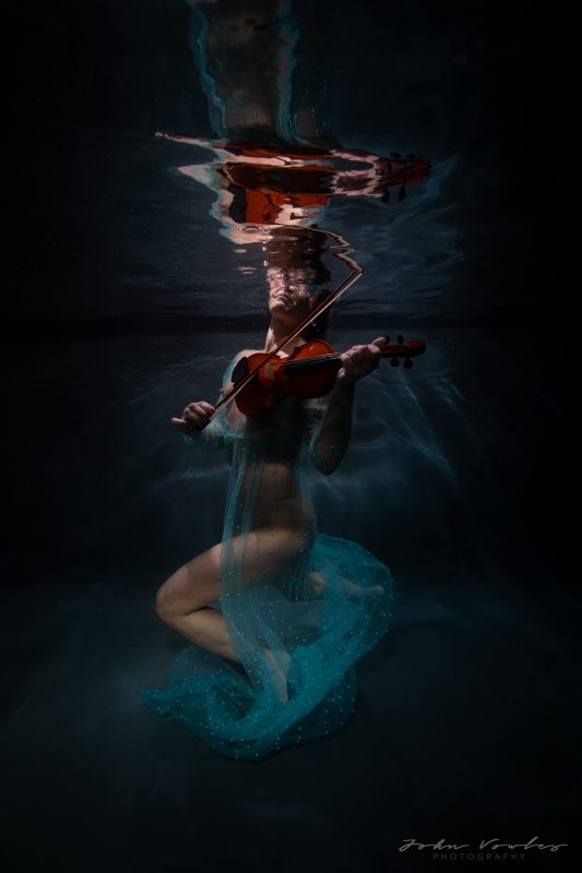 Underwater with Cristina Li